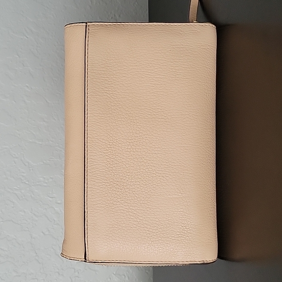 Tory Burch McGraw Convertible Crossbody - Picture 3 of 15